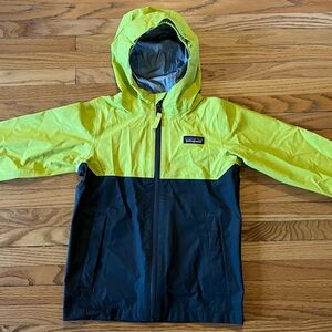 Patagonia Boys' Torrentshell 3L Rain Jacket, Size 5T